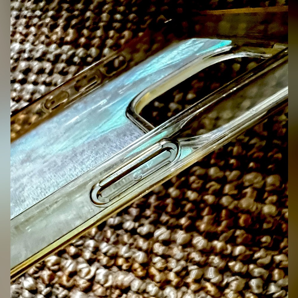 Iridescent Shell Phone Case - Picture 3 of 5